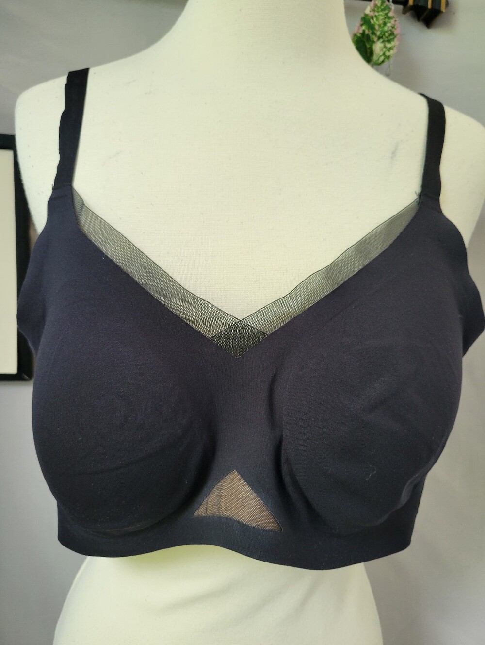 Honey Love Crossover Bra Black Runway XL